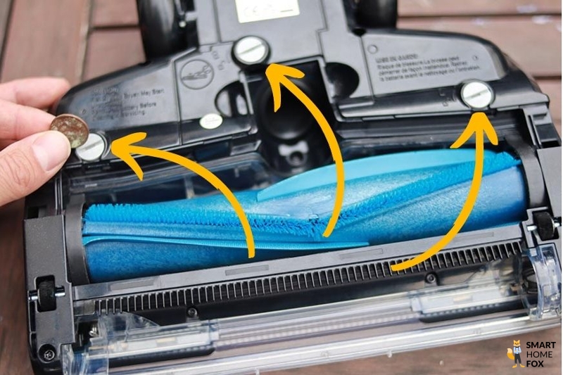 You can see the eyelets for removing the glide pad.